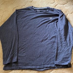 Champion men size large long sleeve T-shirt color gray
